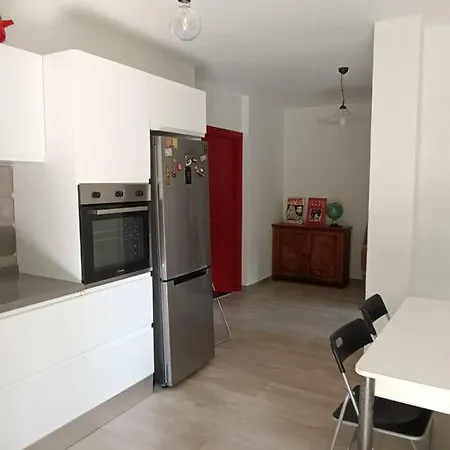 Immerso Nel Tra Laghi E Colline Daire Anzano Del Parco